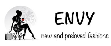Delectably Divine logo 2
